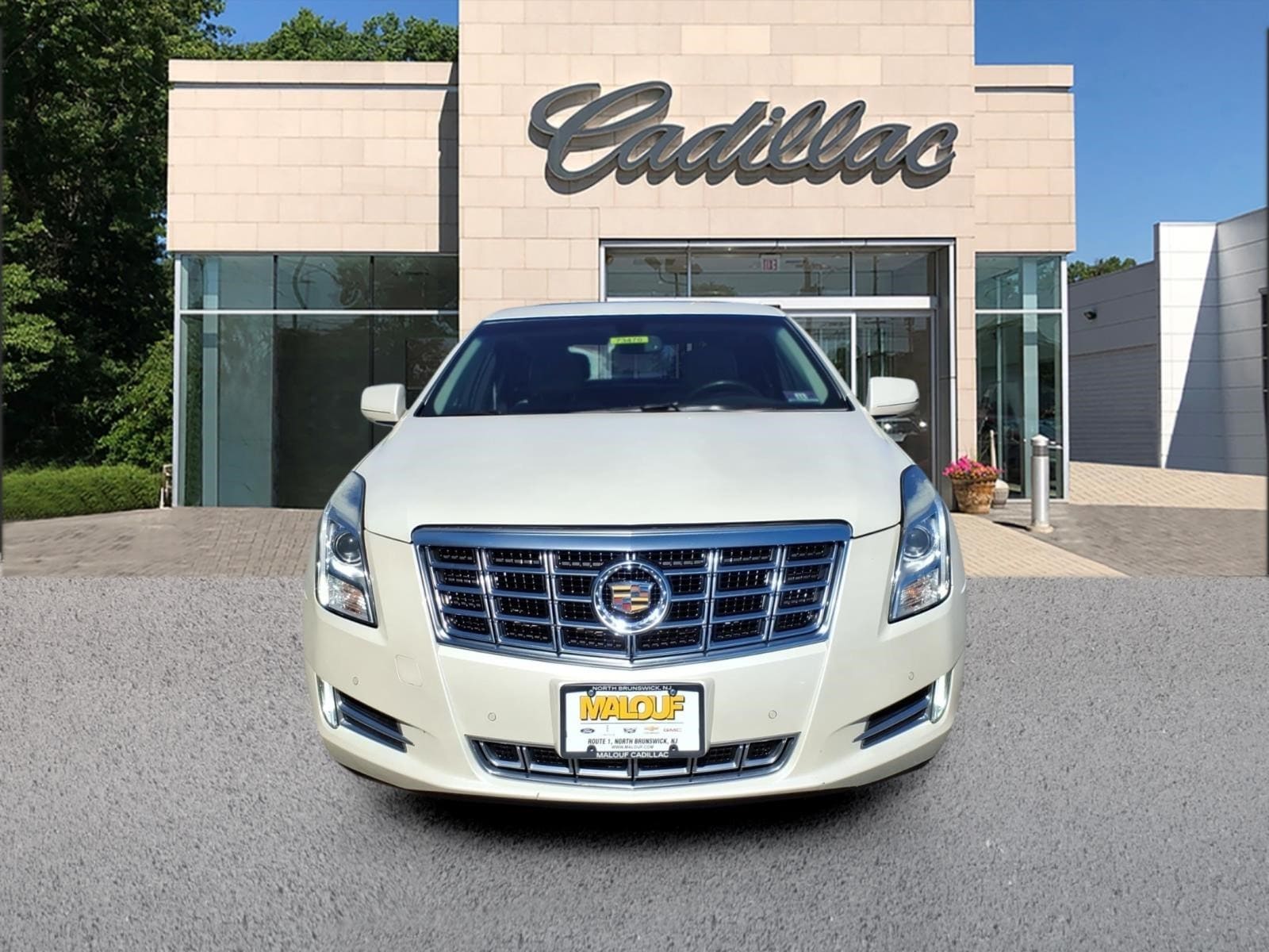 Certified 2013 Cadillac XTS Luxury Collection with VIN 2G61P5S32D9152283 for sale in North Brunswick Township, NJ