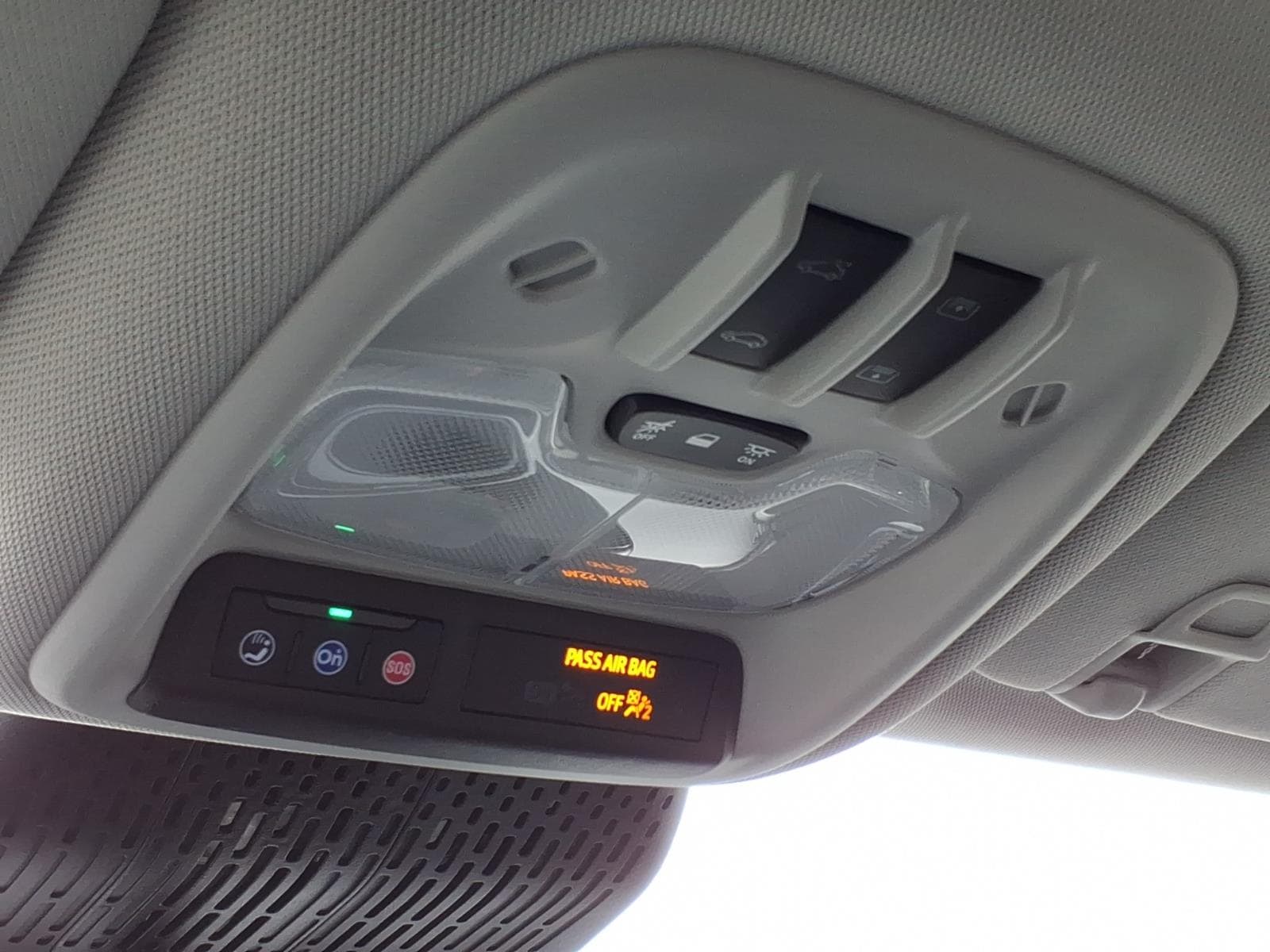 2027 Chevrolet Bolt RS - Photo 21