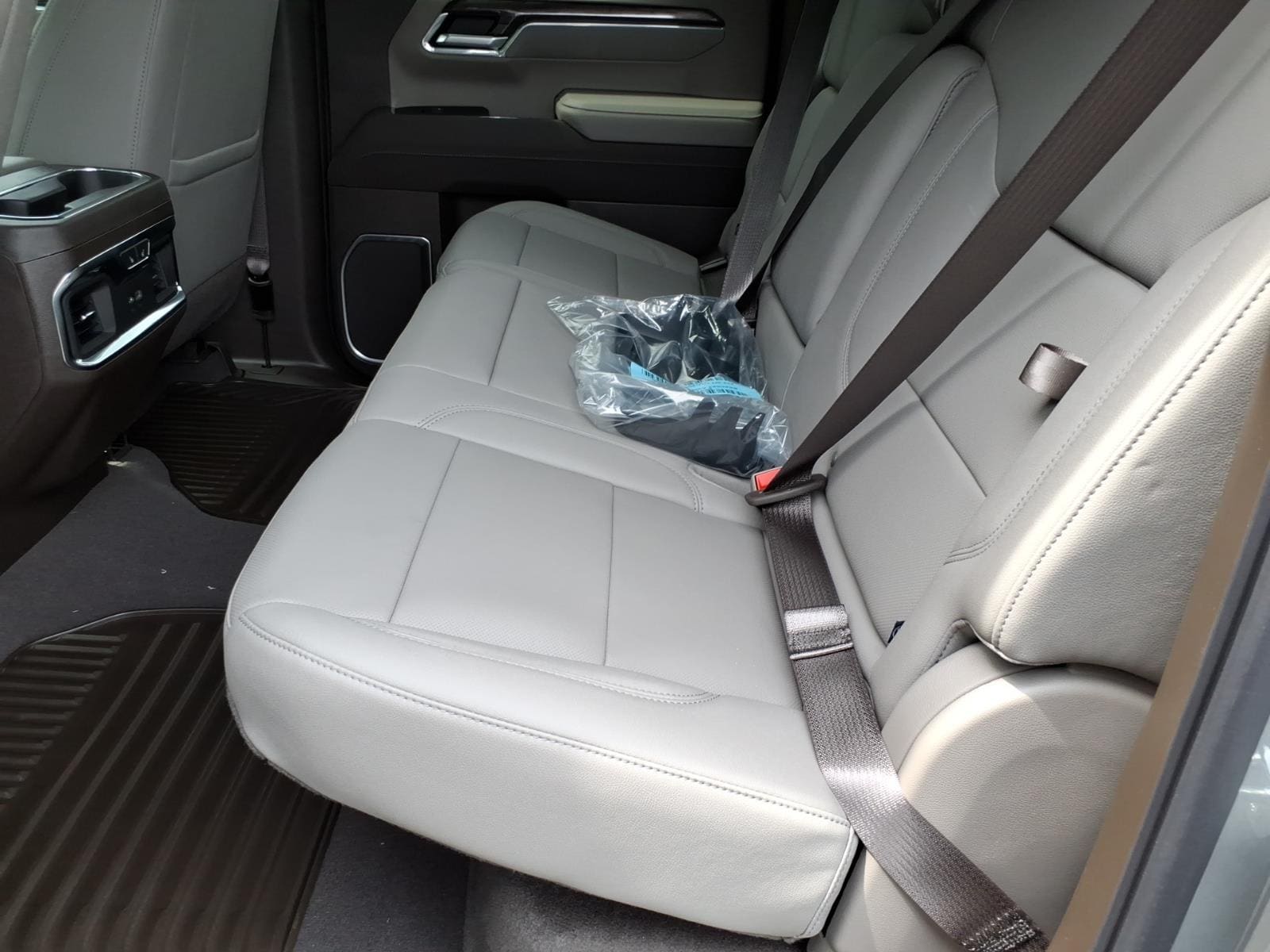 2026 Chevrolet Silverado 1500 LTZ - Photo 10
