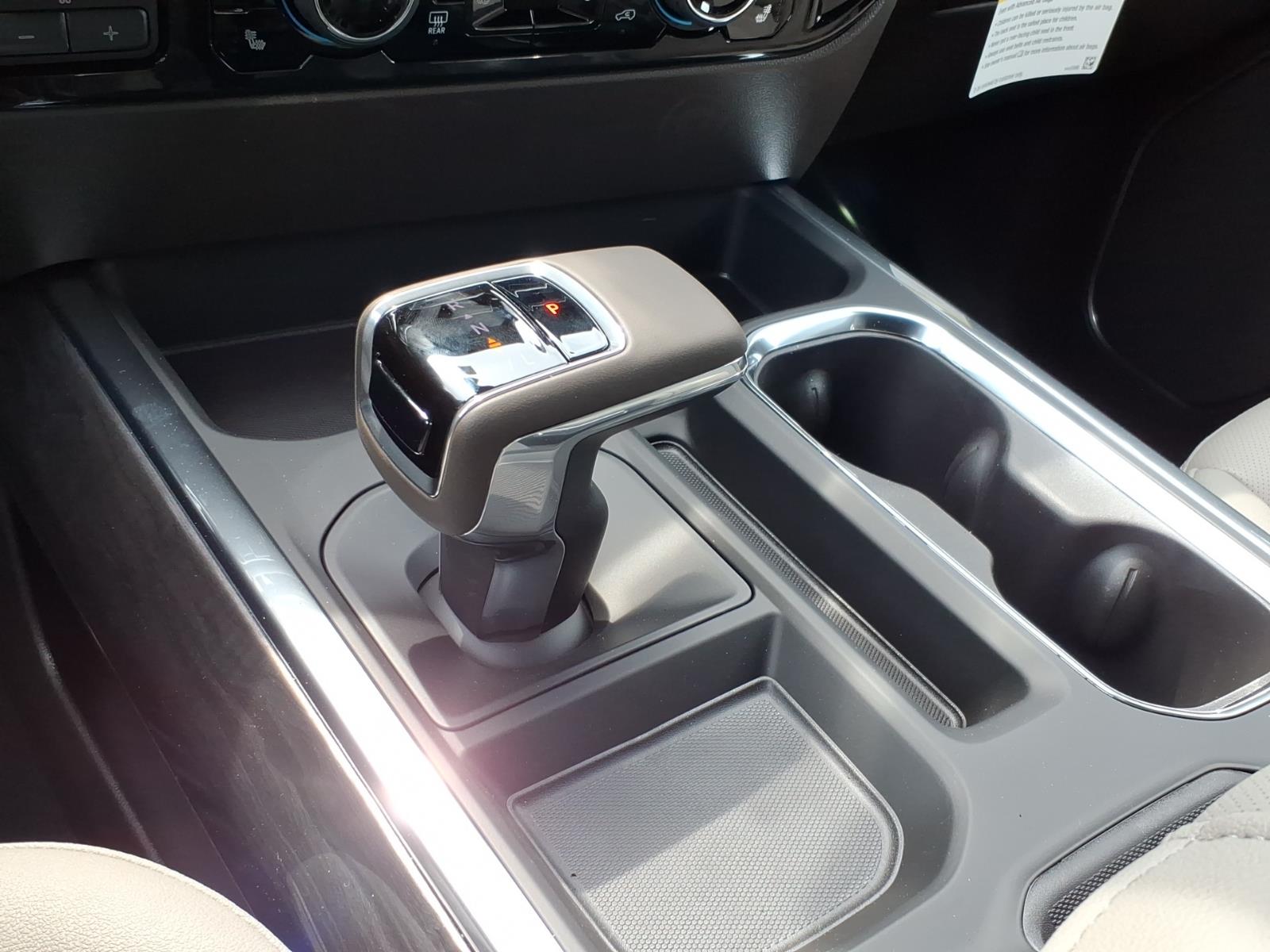 2026 Chevrolet Silverado 1500 LTZ - Photo 17