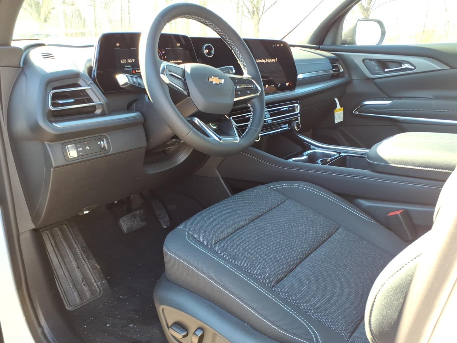 2026 Chevrolet Traverse LT - Photo 13