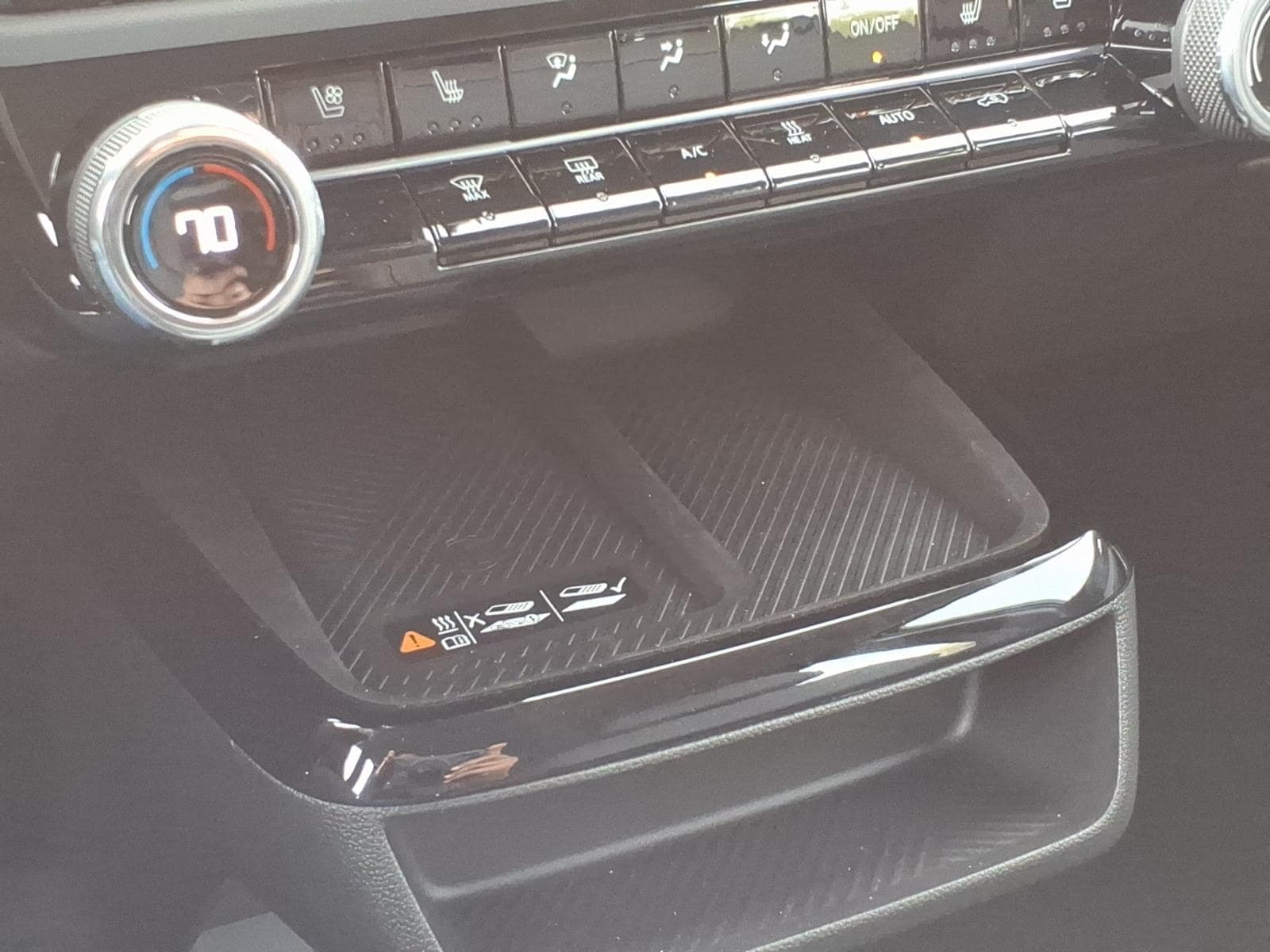 2027 Chevrolet Bolt RS - Photo 22
