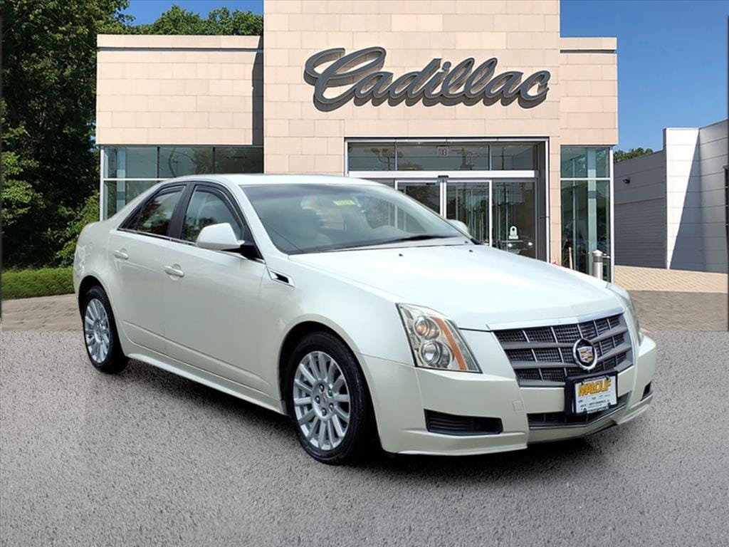Used 2011 CADILLAC CTS Luxury Car