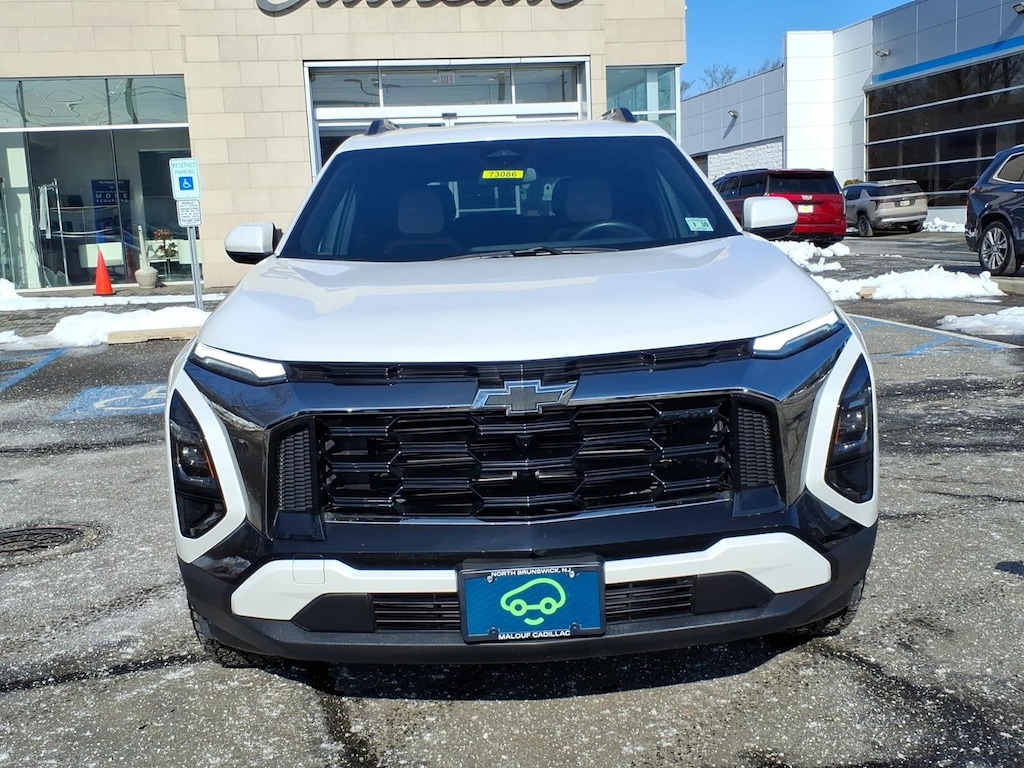 Used 2025 Chevrolet Equinox Activ SUV