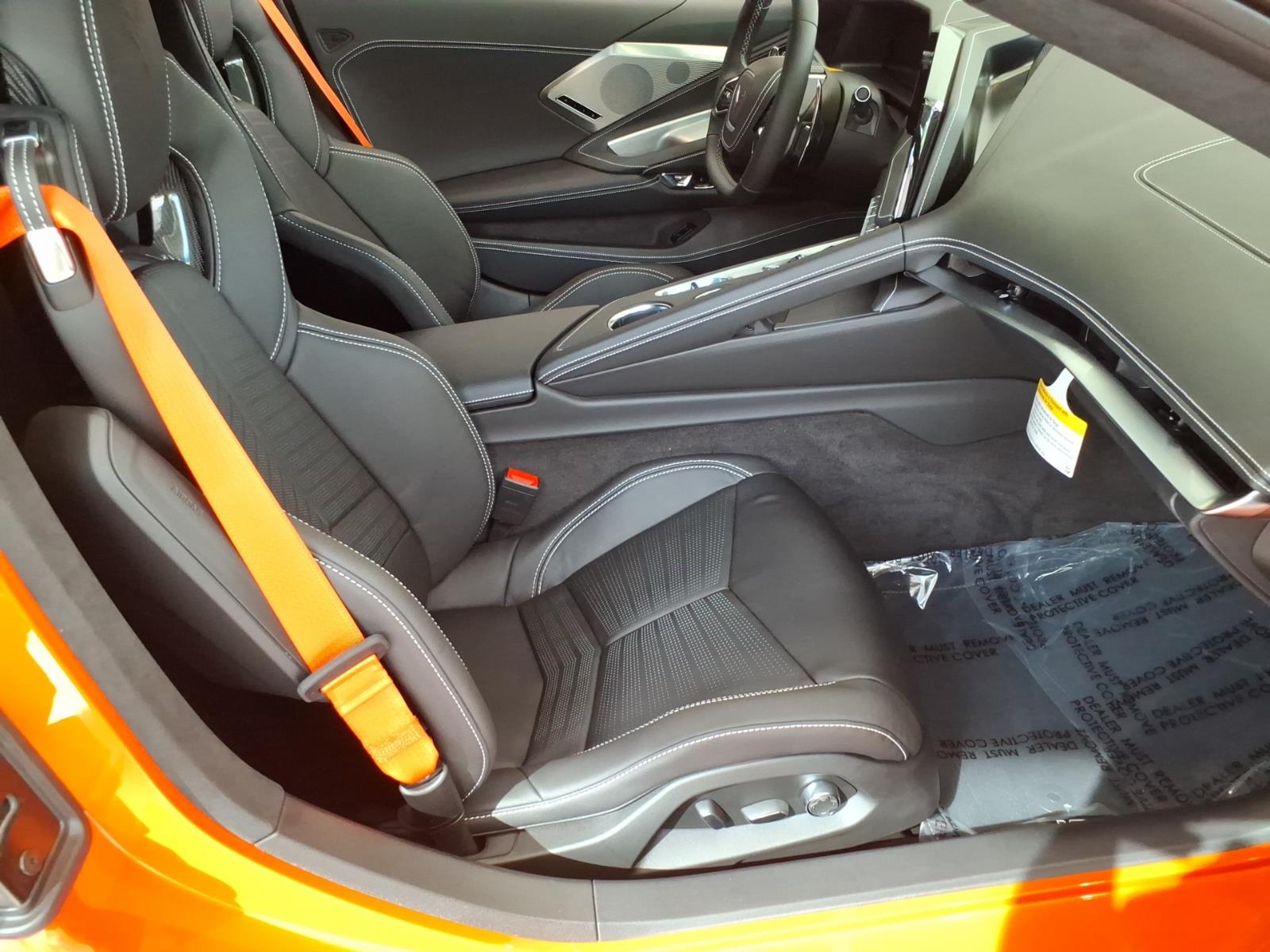 2027 Chevrolet Corvette 3LT - Photo 8