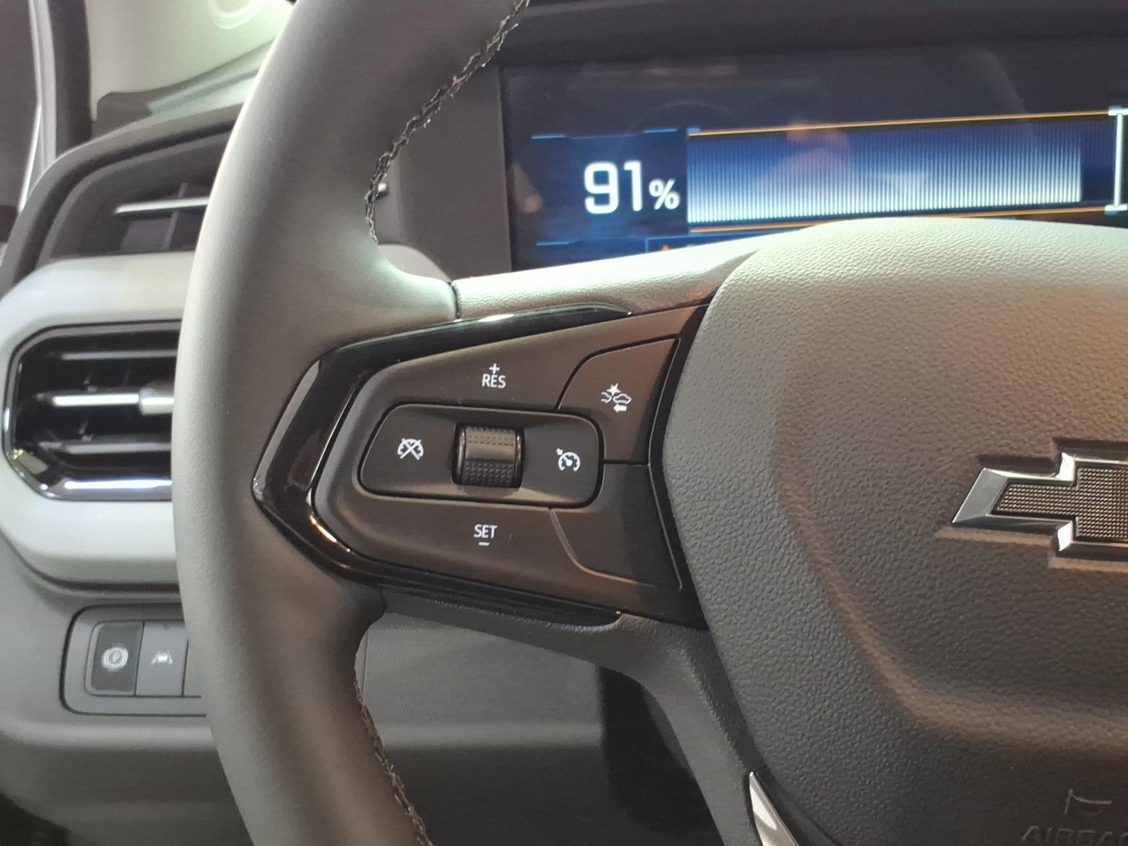 2027 Chevrolet Bolt RS - Photo 17