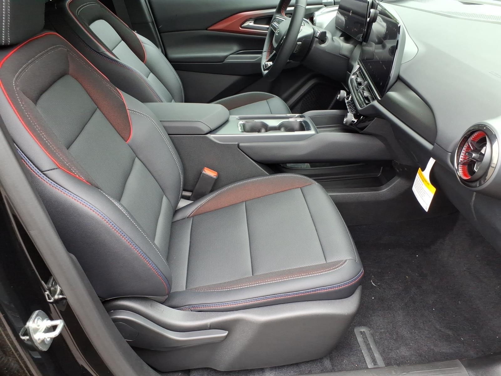 2026 Chevrolet Equinox EV RS - Photo 8