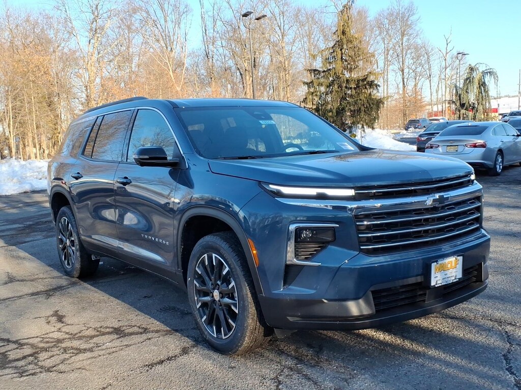 New 2026 Chevrolet Traverse LT SUV