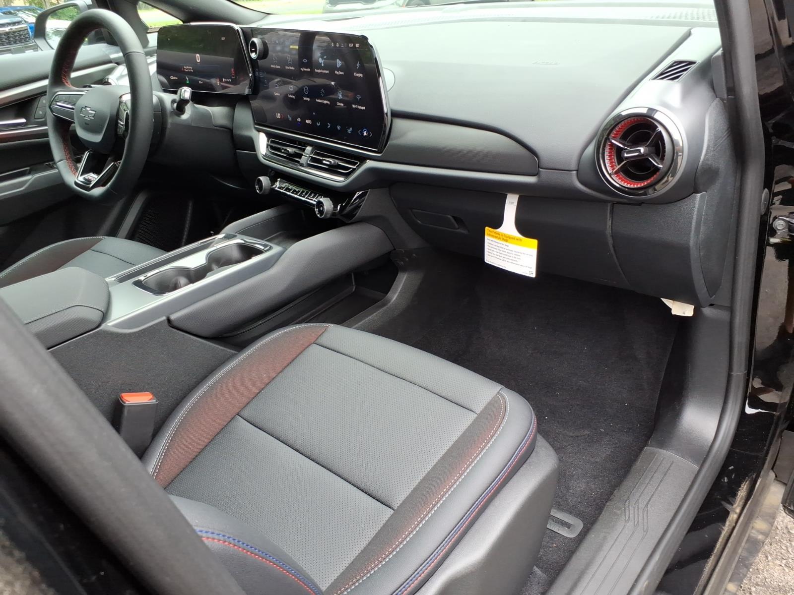 2026 Chevrolet Equinox EV RS - Photo 9