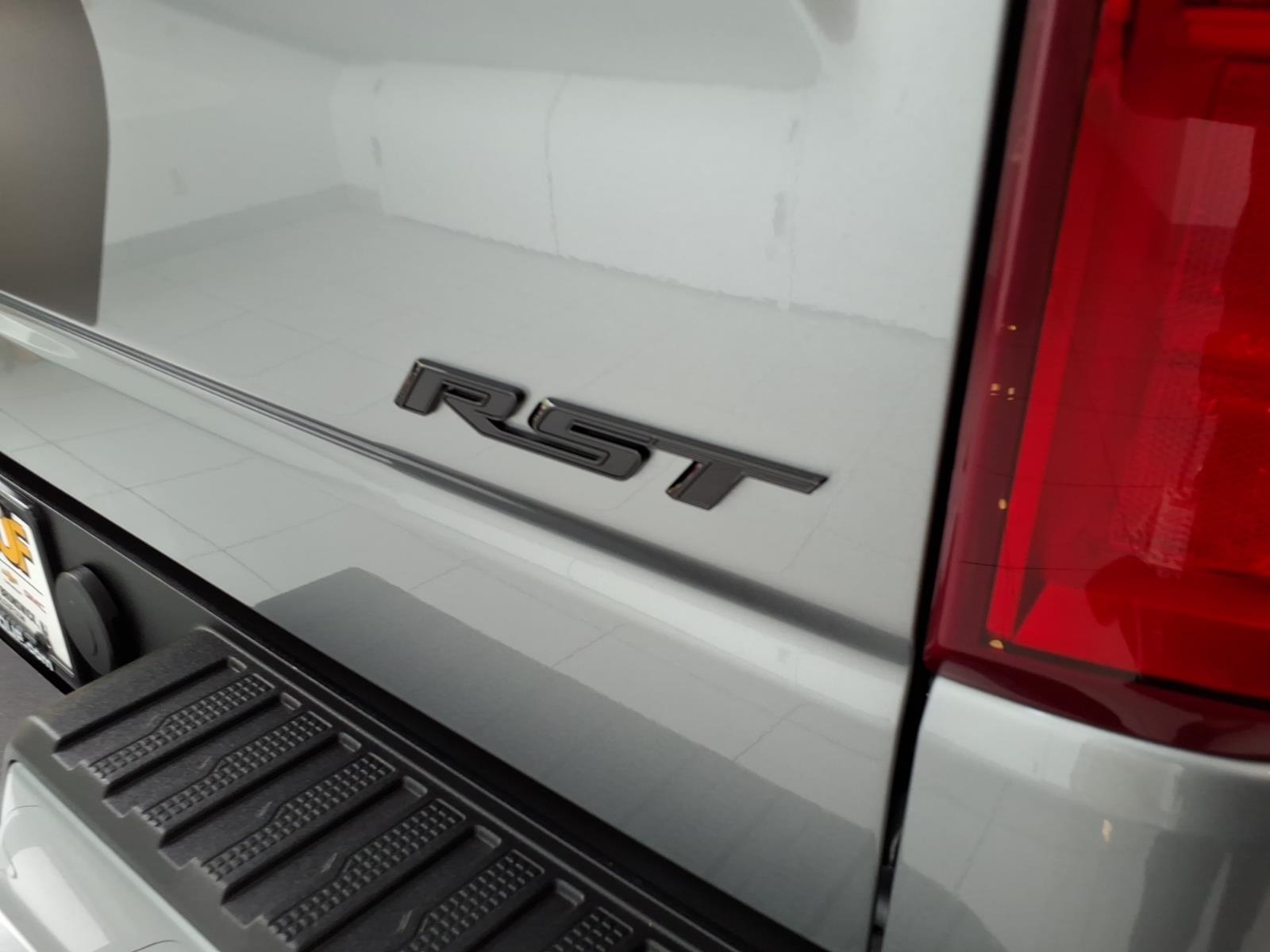 2026 Chevrolet Silverado 1500 RST - Photo 7