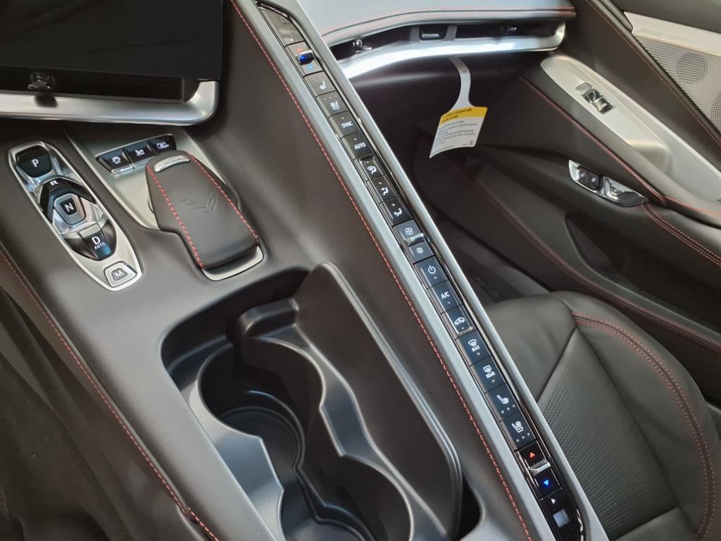 2025 Chevrolet Corvette 3LZ - Photo 17