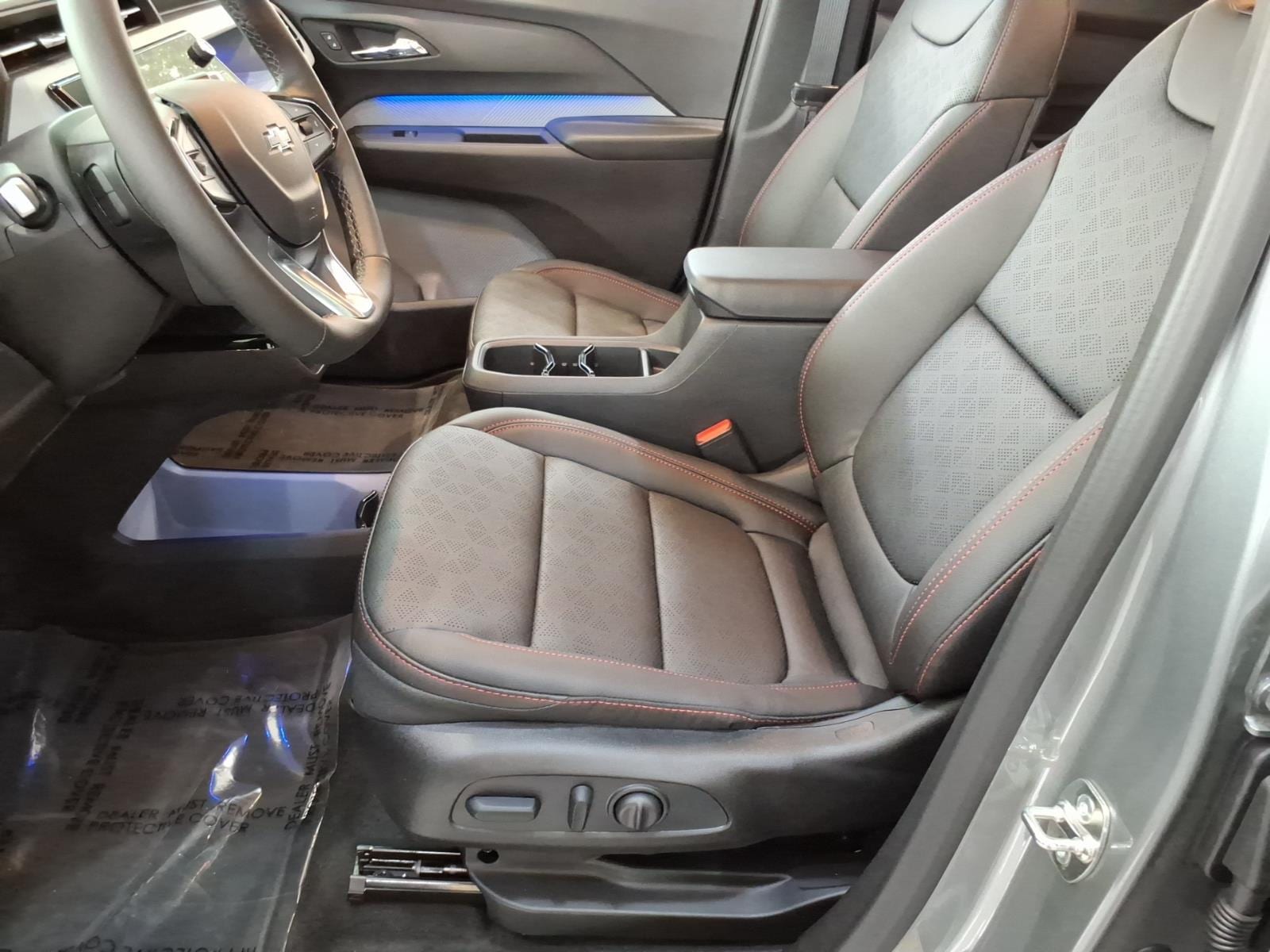 2027 Chevrolet Bolt RS - Photo 14