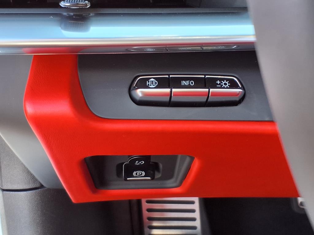 2025 Chevrolet Corvette 3LZ - Photo 16