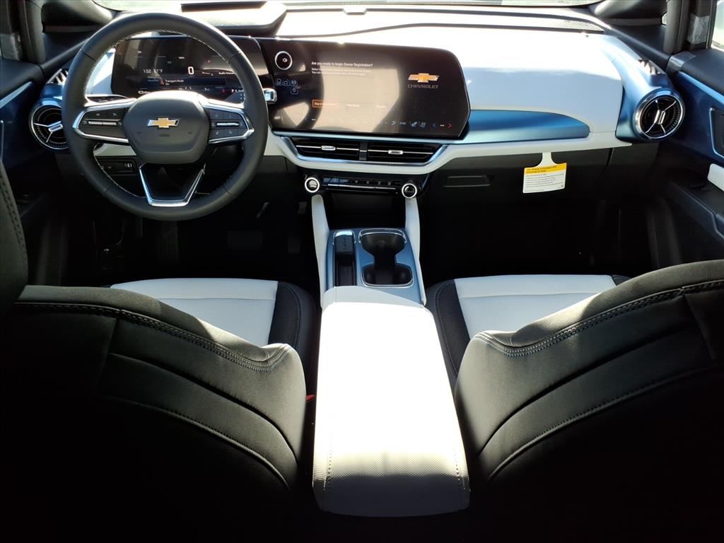 2026 Chevrolet Equinox EV 2LT - Photo 10
