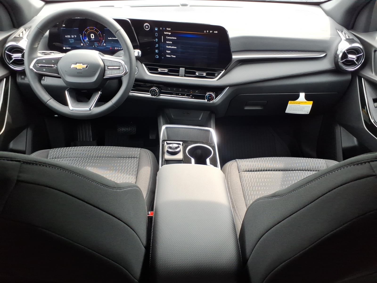 2027 Chevrolet Equinox LT - Photo 10