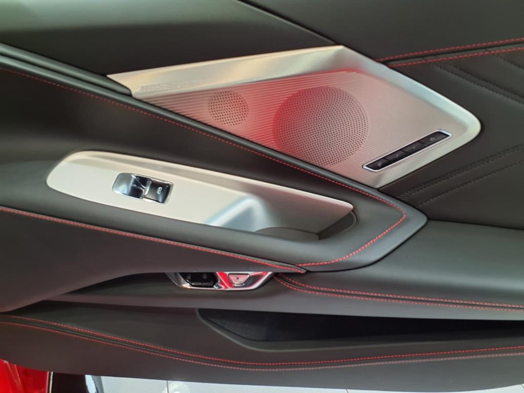 2025 Chevrolet Corvette 3LZ - Photo 8