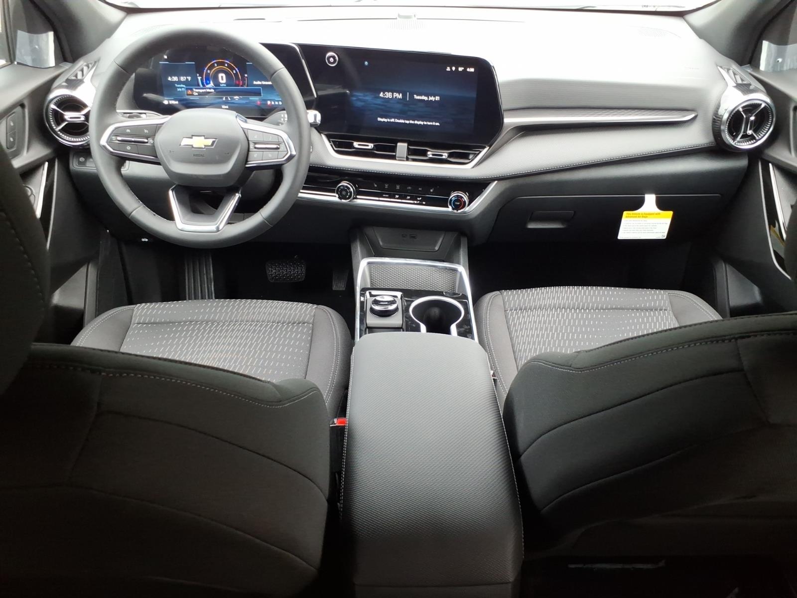 2027 Chevrolet Equinox LT - Photo 9