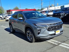 2025 Chevrolet Trax LT SUV