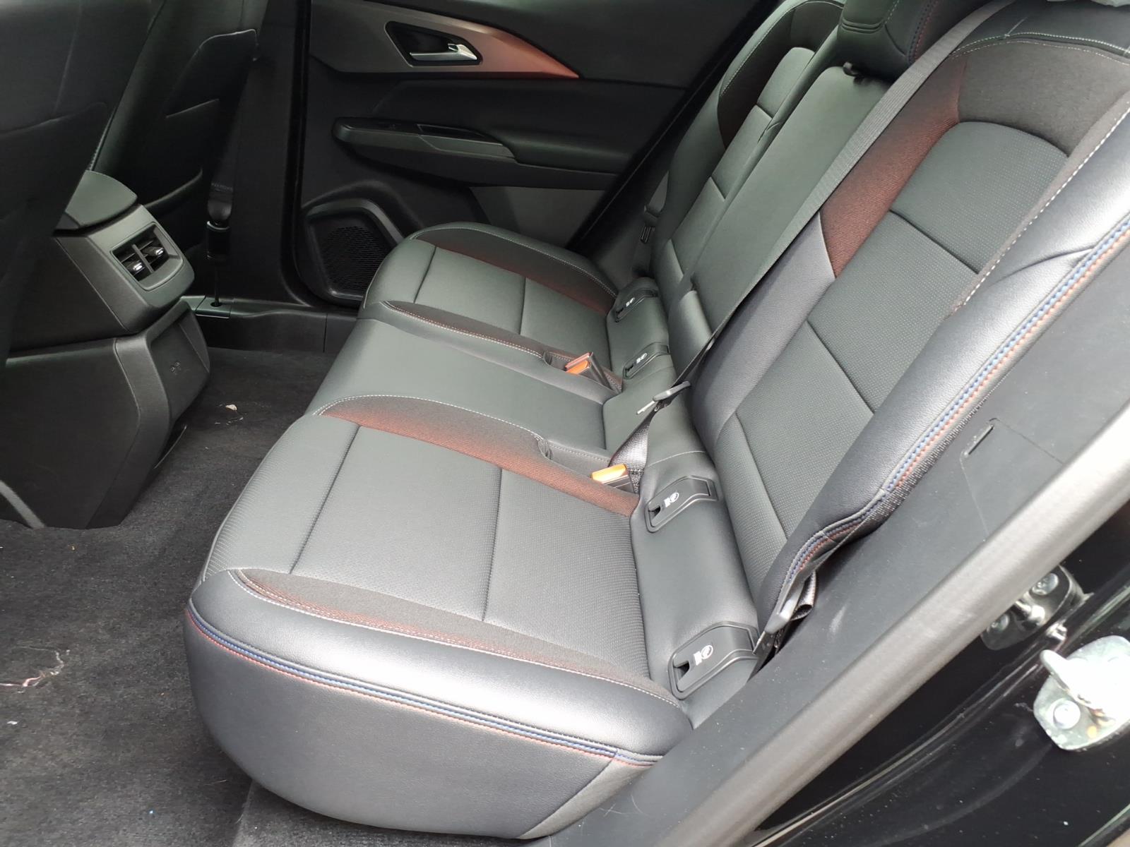2026 Chevrolet Equinox EV RS - Photo 11