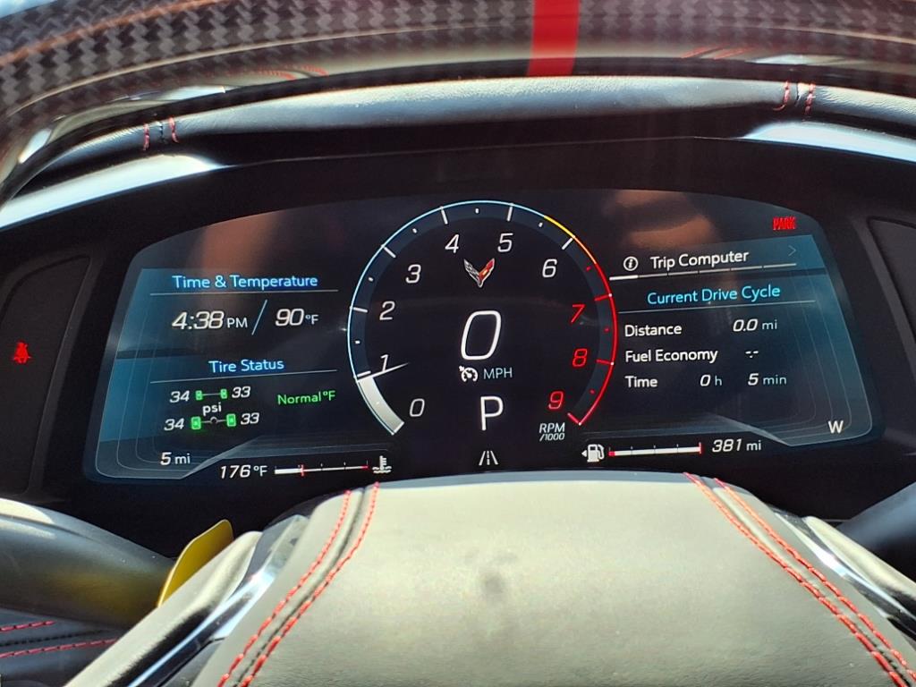 2025 Chevrolet Corvette 3LZ - Photo 17