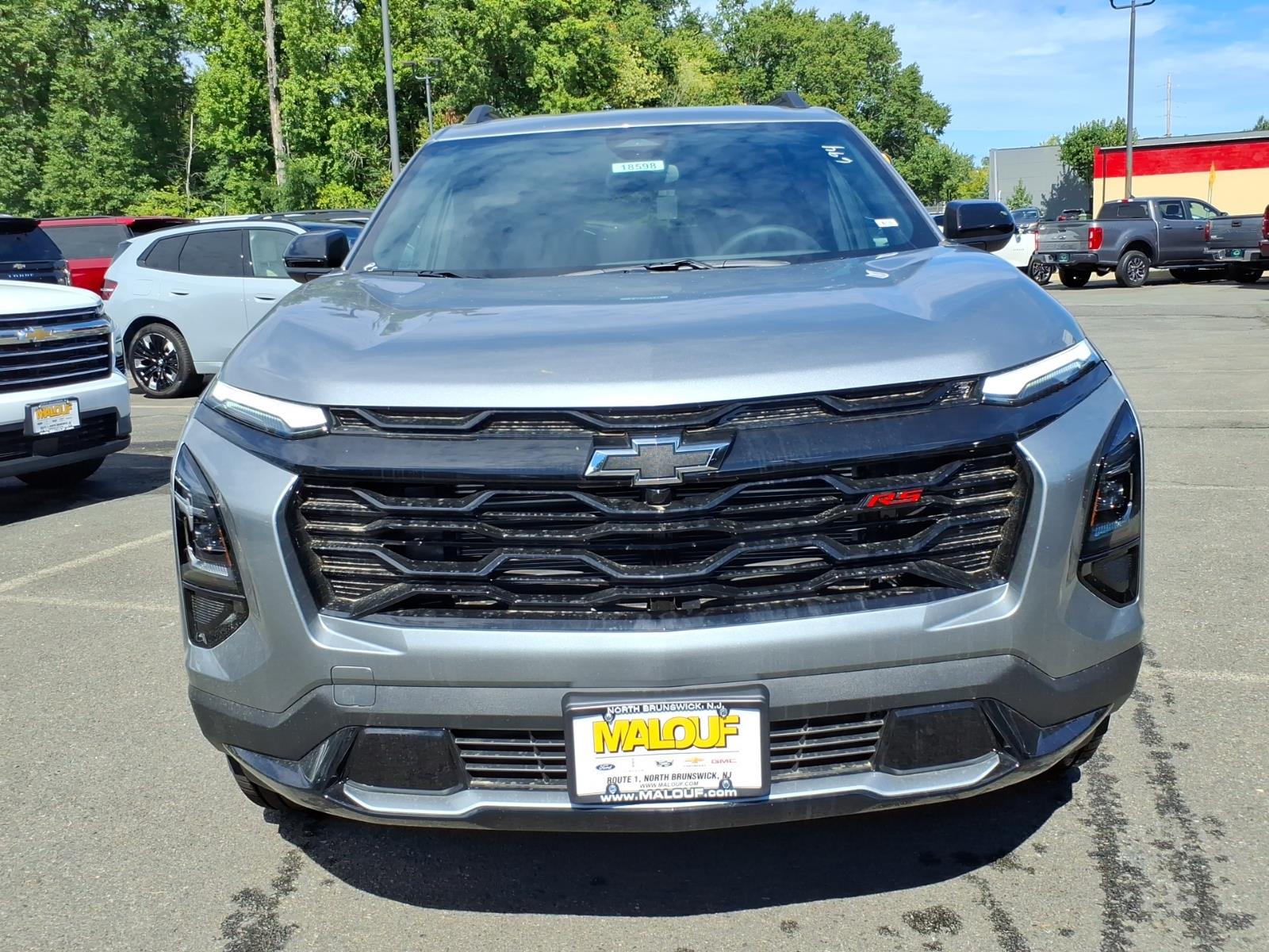 2027 Chevrolet Equinox RS - Photo 2