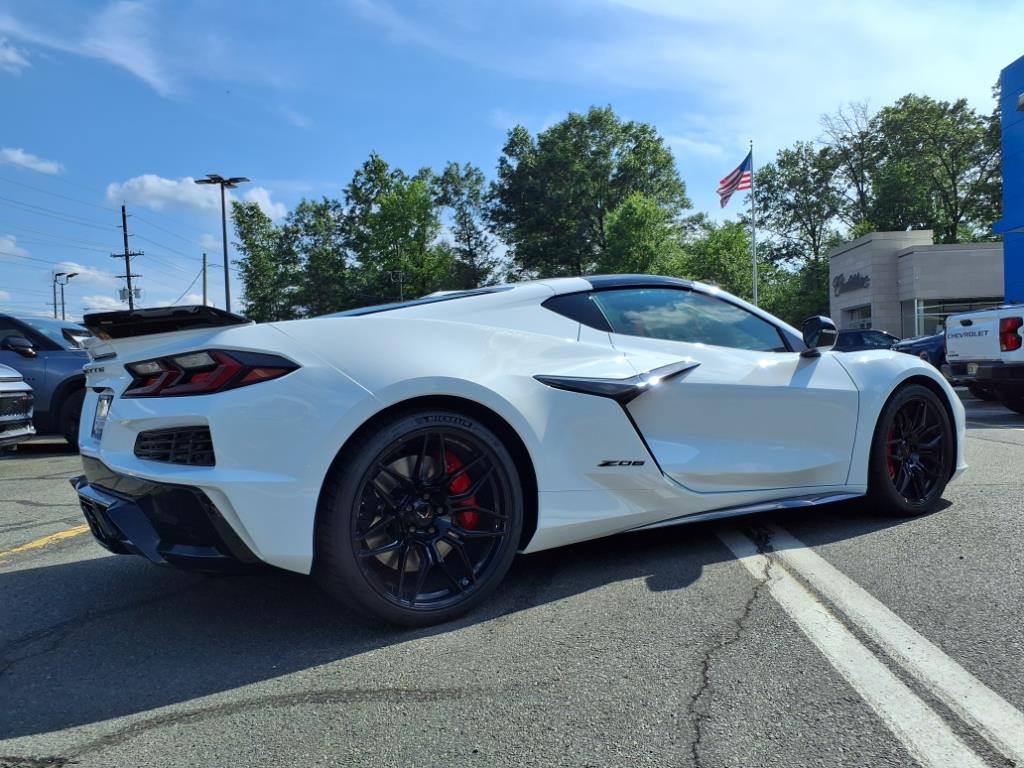 2025 Chevrolet Corvette 3LZ - Photo 6