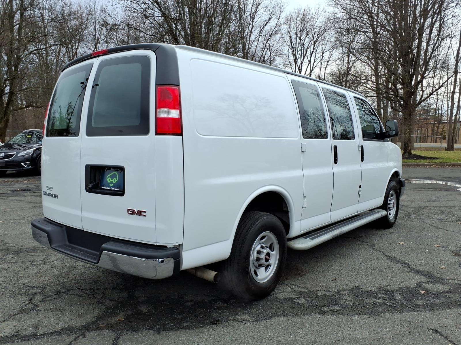 2024 GMC Savana Cargo Work Van - Photo 7