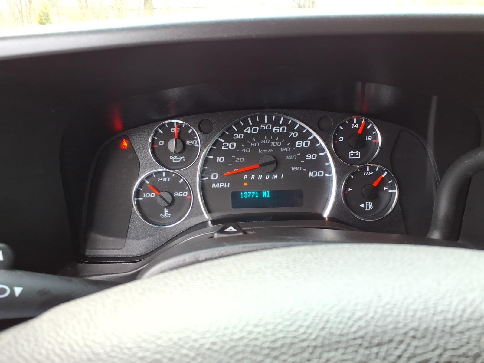 2024 GMC Savana Cargo Work Van - Photo 23
