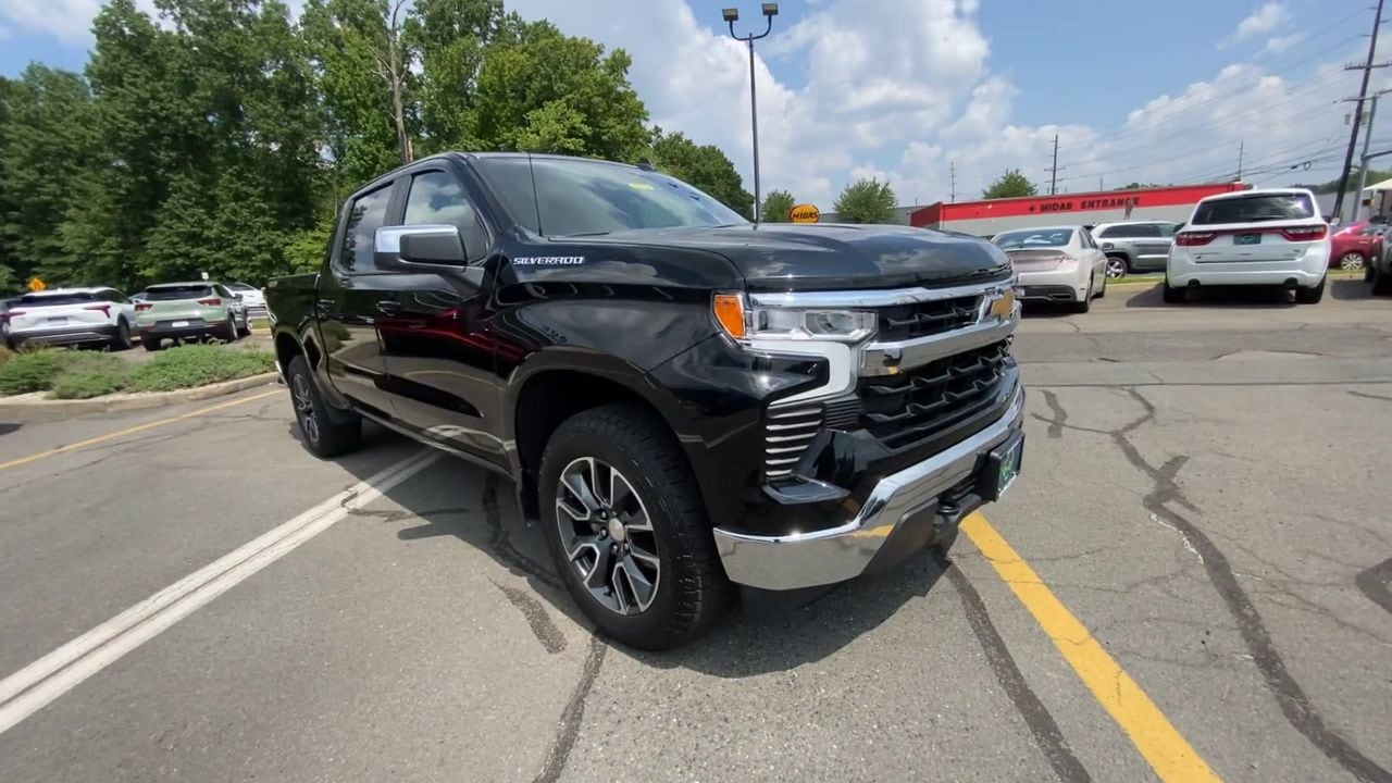 Used 2022 Chevrolet Silverado 1500 LT with VIN 1GCPDKEK4NZ597066 for sale in North Brunswick, NJ