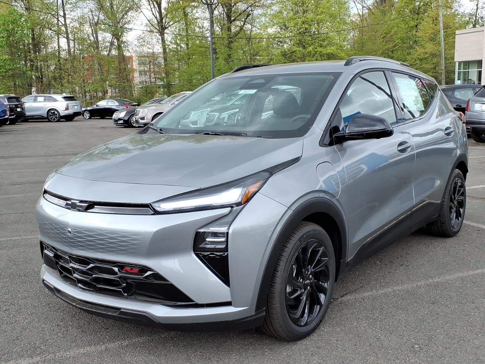 2027 Chevrolet Bolt RS - Photo 3