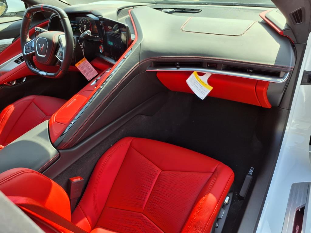 2025 Chevrolet Corvette 3LZ - Photo 10