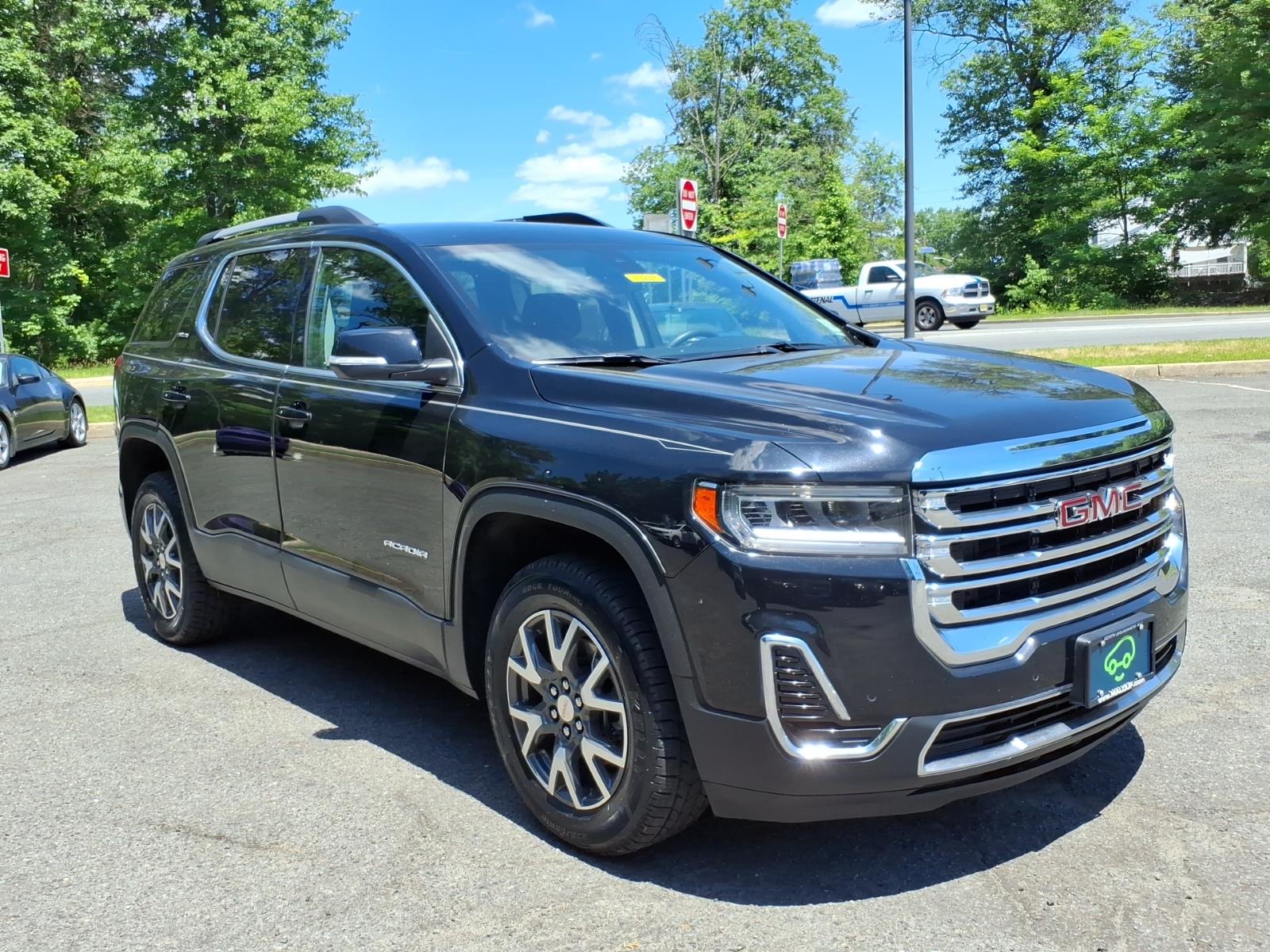 2023 GMC Acadia SLE AWD's photo