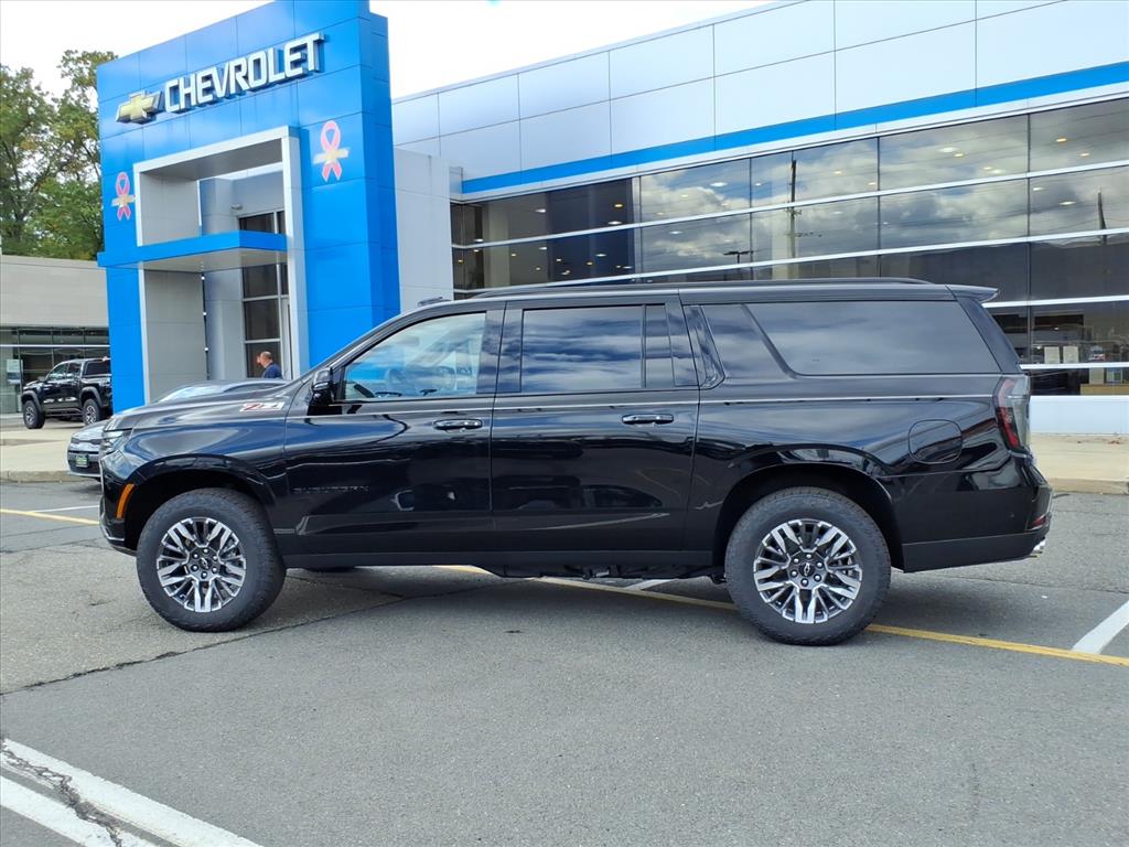 2026 Chevrolet Suburban Z71 photo 4