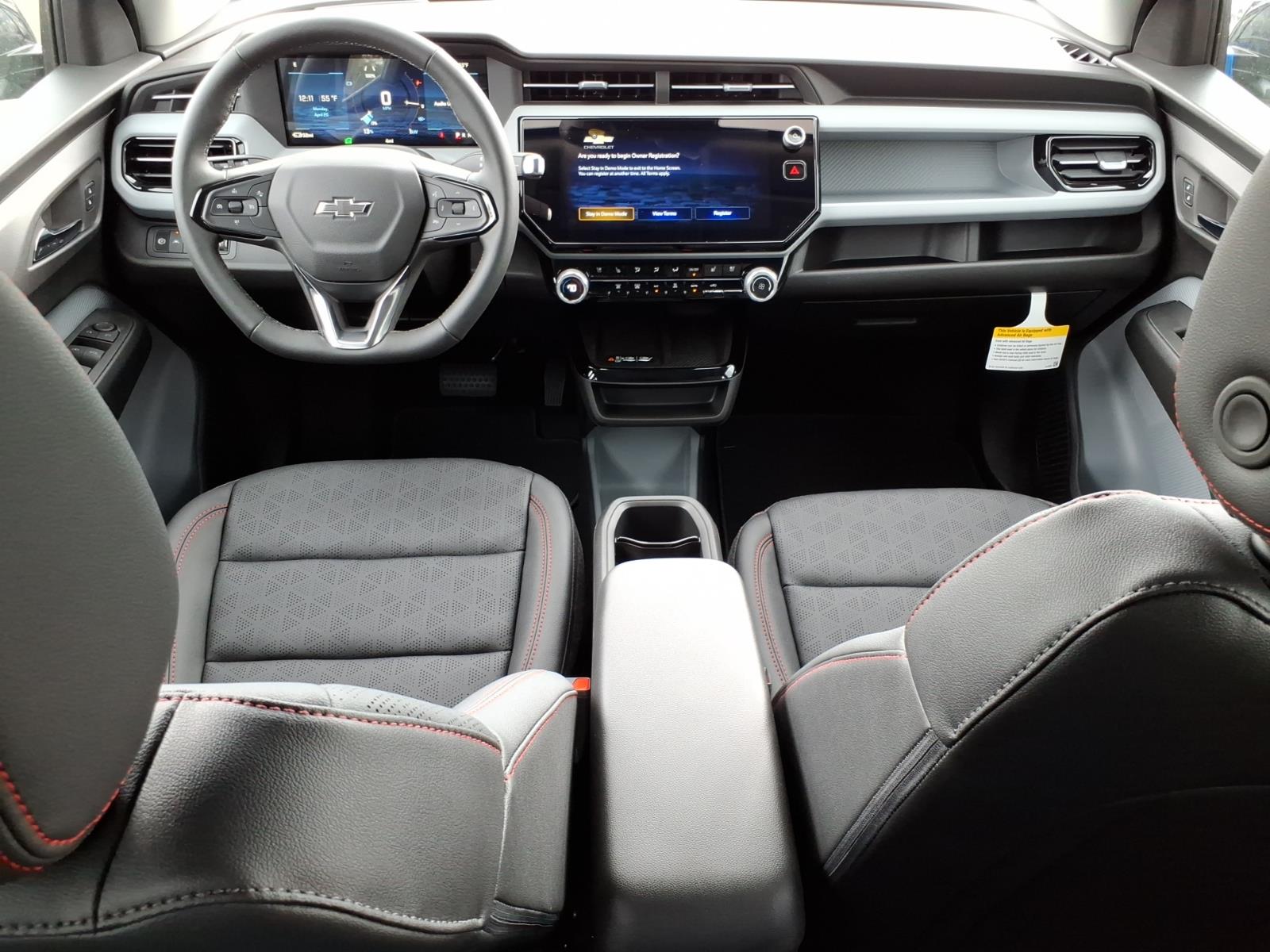 2027 Chevrolet Bolt RS - Photo 10