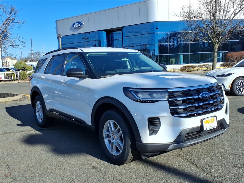 2026 Ford Explorer Active's photo