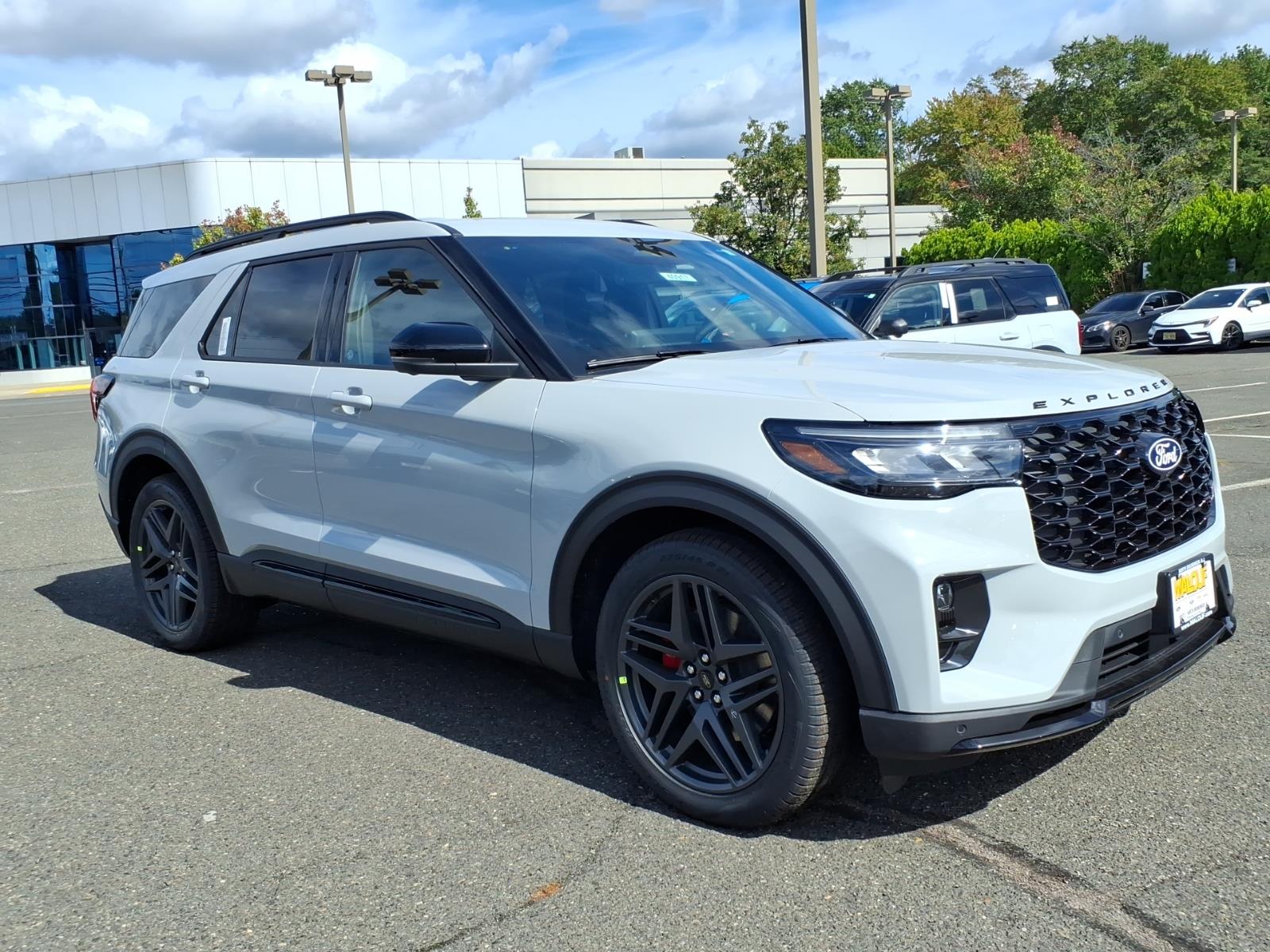 2027 Ford Explorer ST