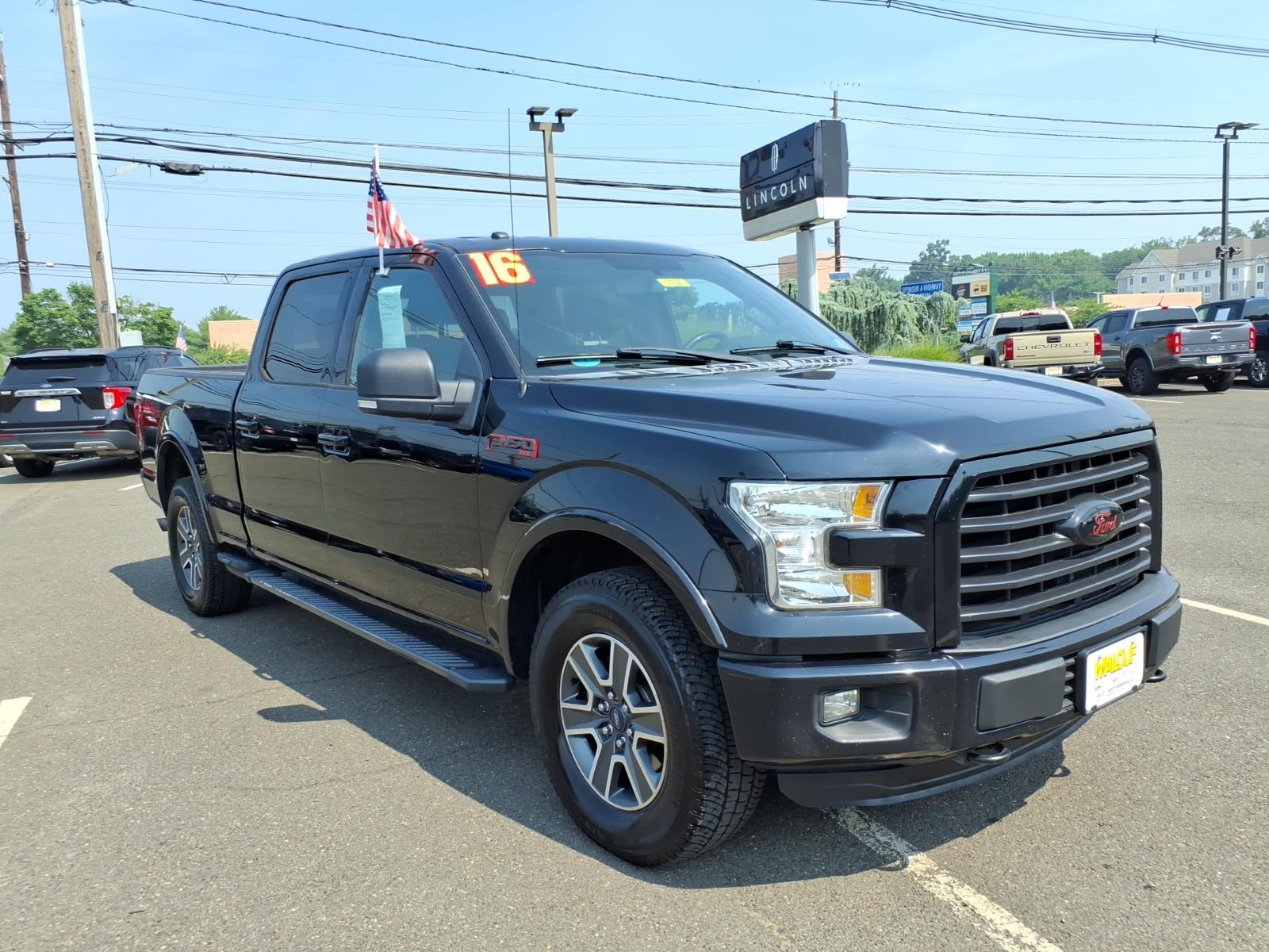 2016 Ford F-150 Truck SuperCrew Cab 