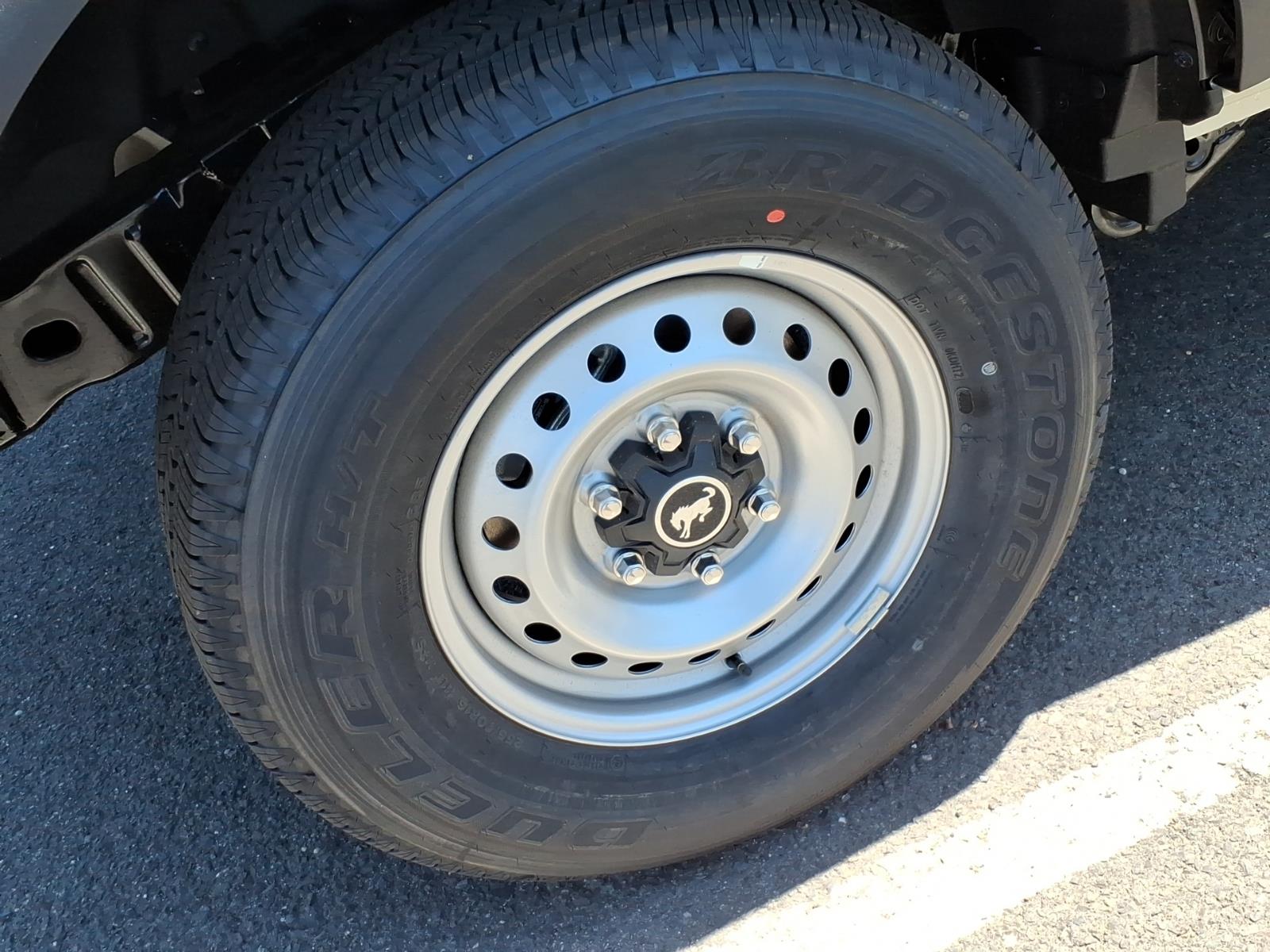 2026 Ford Bronco 4-Door Base - Photo 7