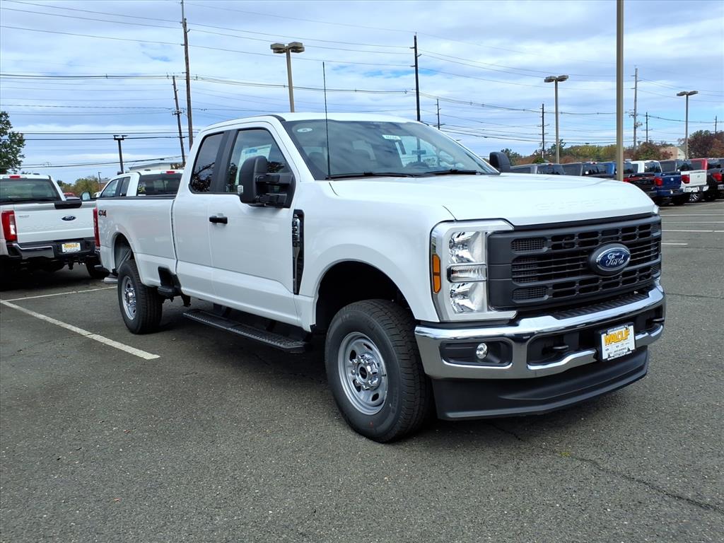 2026 Ford F-250 Super Duty XL's photo