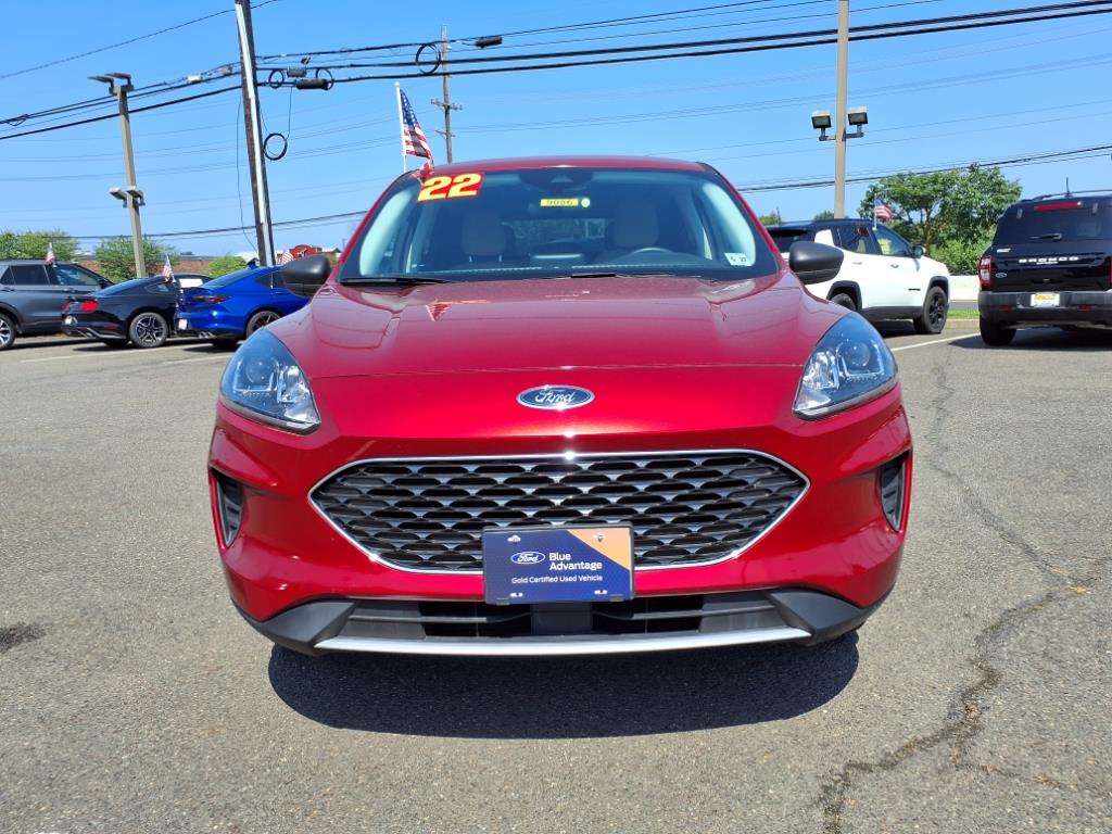 2022 Ford Escape SE photo 2