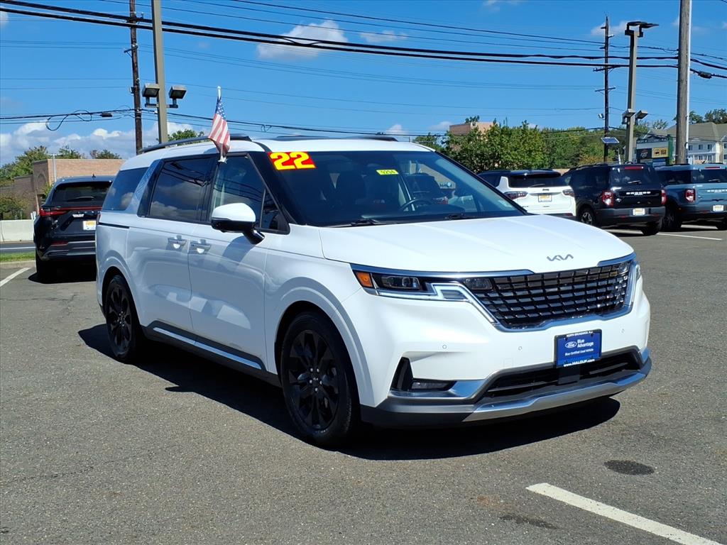 2022 Kia Carnival SX Prestige's photo