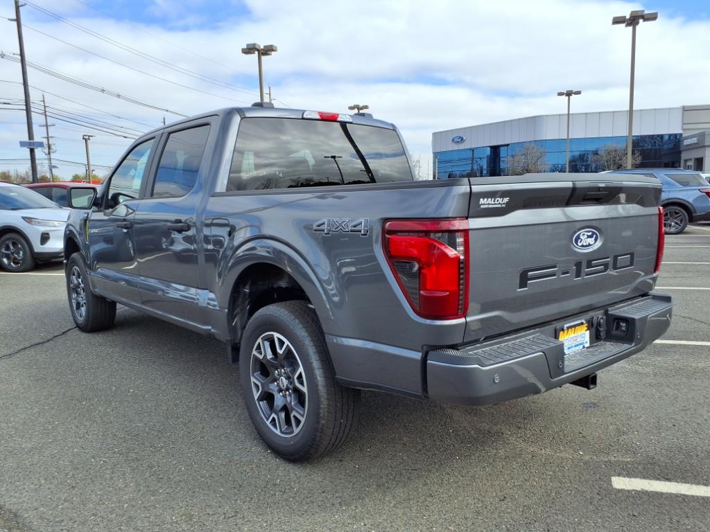 2025 Ford F-150 STX photo 4