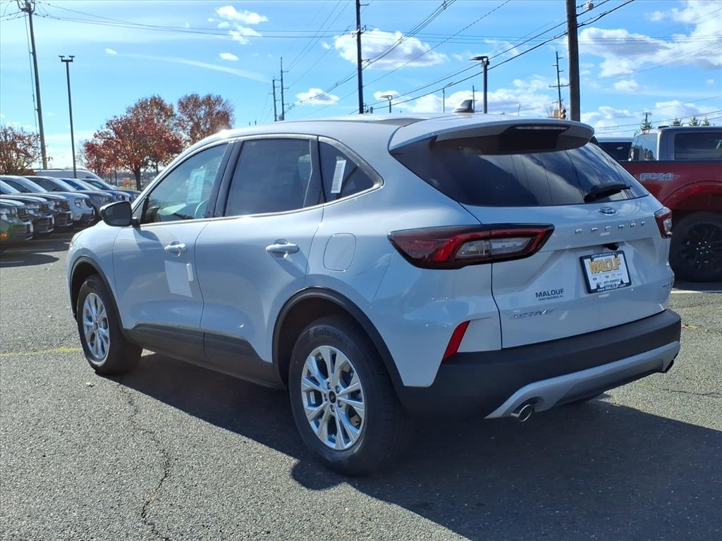 2026 Ford Escape Active photo 4