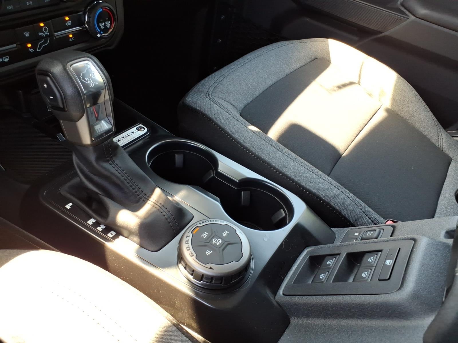 2026 Ford Bronco 4-Door Base - Photo 18