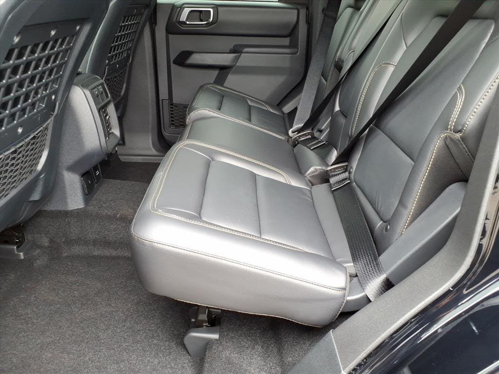 2025 Ford Bronco 4-Door Badlands - Photo 11