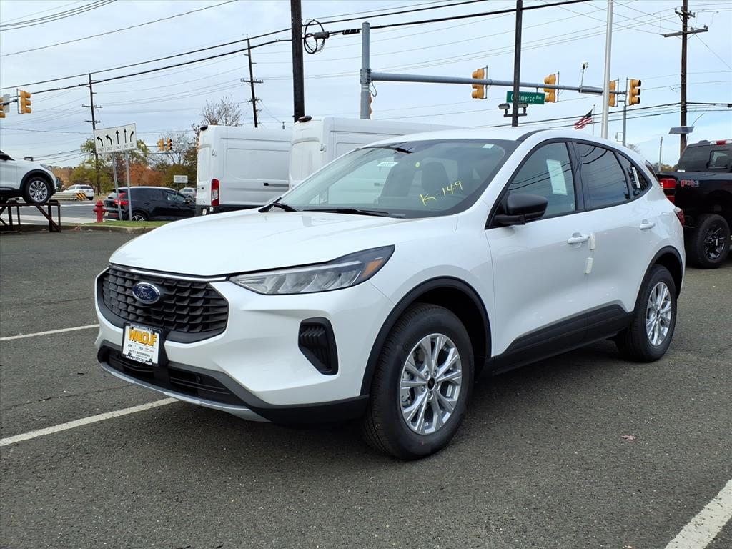 2026 Ford Escape Active photo 3