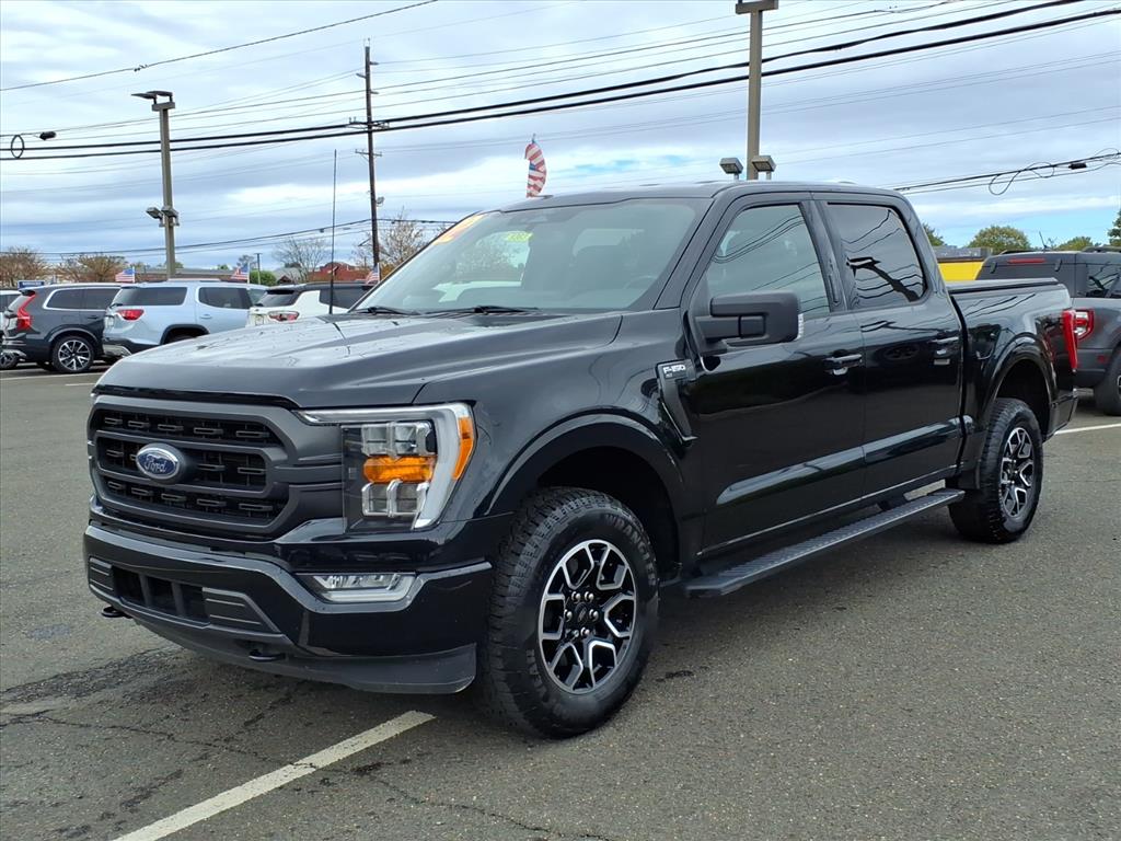 2022 Ford F-150 XLT photo 3