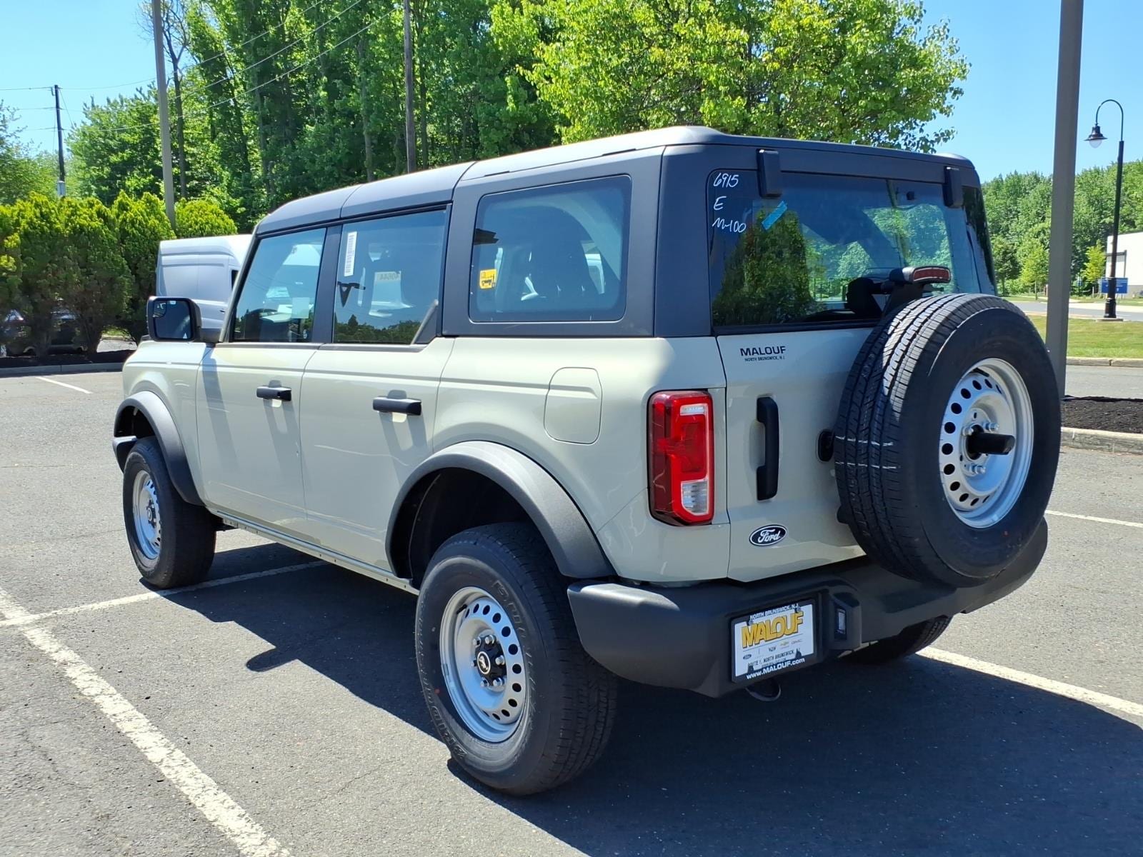 2026 Ford Bronco 4-Door Base - Photo 4