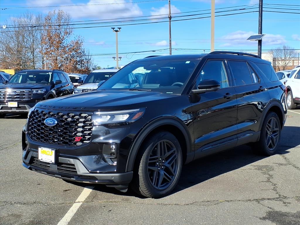 2026 Ford Explorer ST photo 2