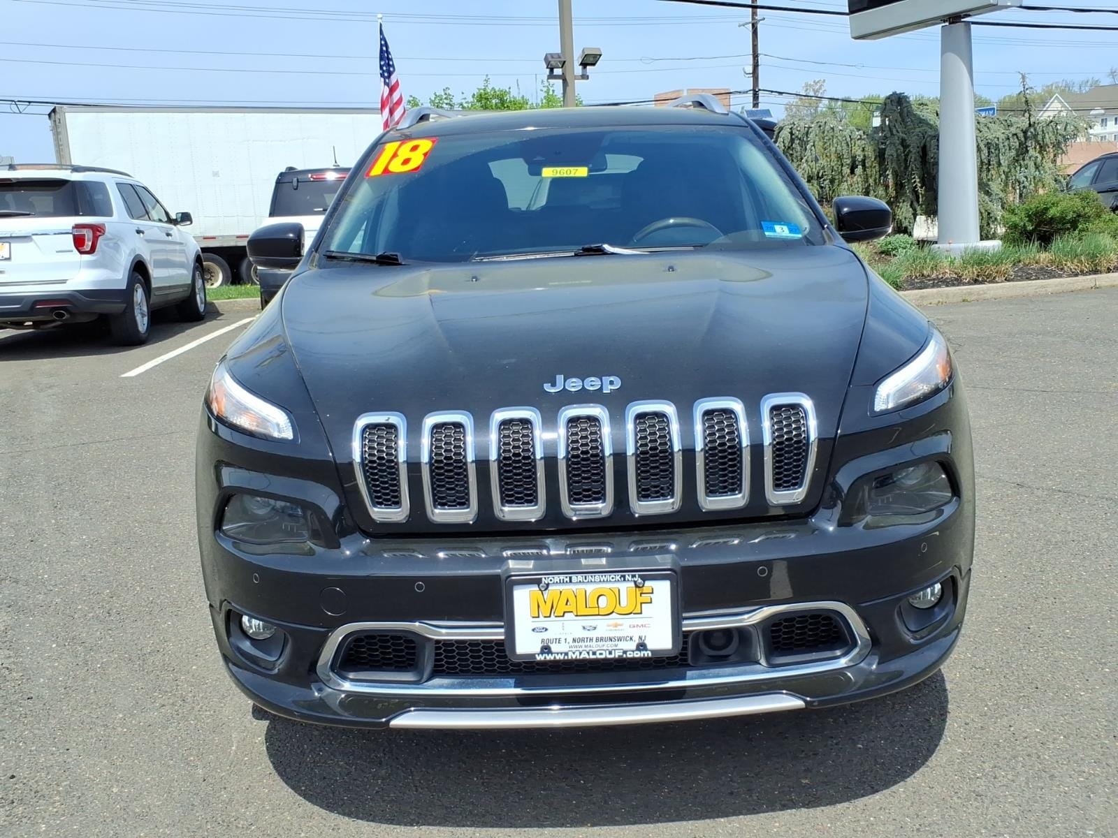 Certified 2018 Jeep Cherokee Overland with VIN 1C4PJMJX2JD525604 for sale in North Brunswick Township, NJ